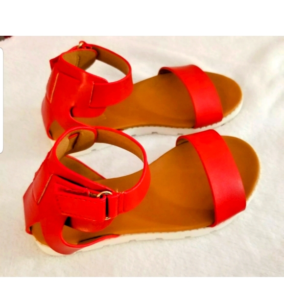 CATHERINE MALANDRINO GIRLS RED SIZE 10 TODDLER SAN - Picture 6 of 10